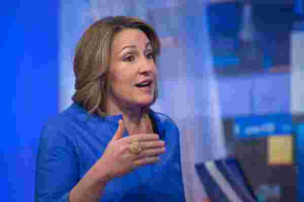 Amid EpiPen Furor, a CEO Shows How Not to Swim Against the Tide