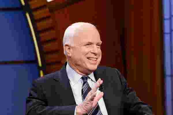 “您为之奋斗的是真正的考验”: 8引用参议员约翰·麦凯恩 (John McCain) 的生活和领导力