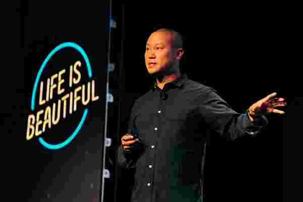 以下是已故Zappos首席执行官Tony Hsieh的7句励志名言